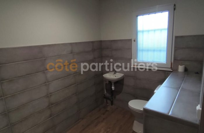 Location Local commercial 119m² 4 pièces Les Abymes