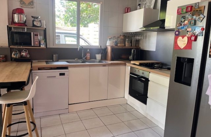 Vente Maison 104m&sup2; 5 pièces Lamentin