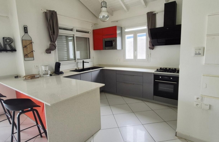 Location Maison 97115