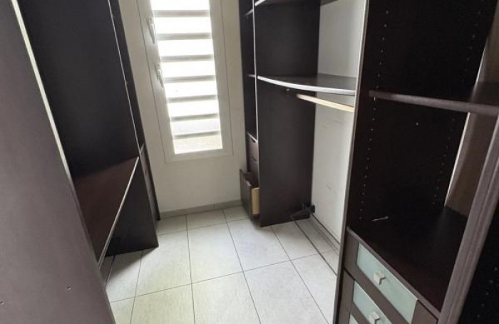 Location Maison 120m&sup2; 4 pi&#232;ces Gosier