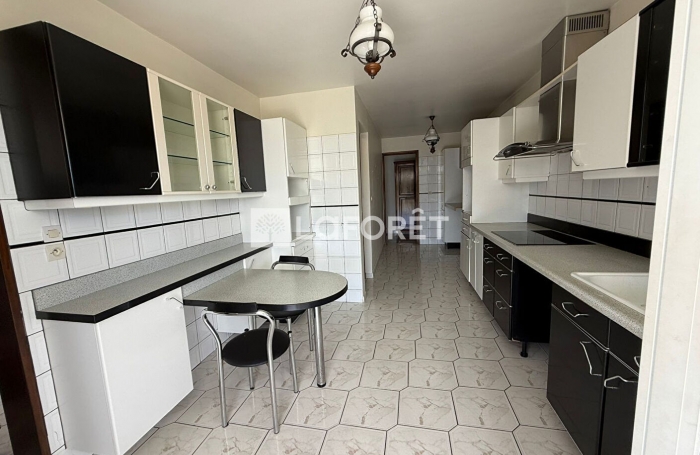 Vente Maison 291.95m&sup2; 5 pi&egrave;ces Les Abymes