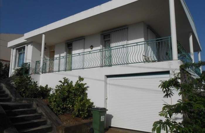 Location Maison 97100