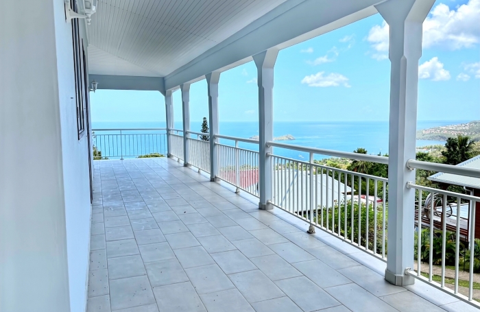 VILLA  AVEC VUE MER PANORAMIQUE   Secteur Poirier, Bouillante