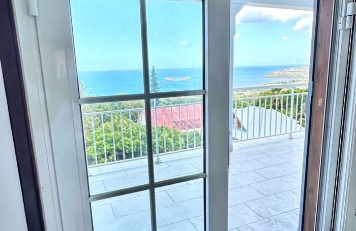 VILLA  AVEC VUE MER PANORAMIQUE   Secteur Poirier, Bouillante