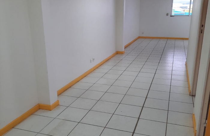 Location Bureaux 97115