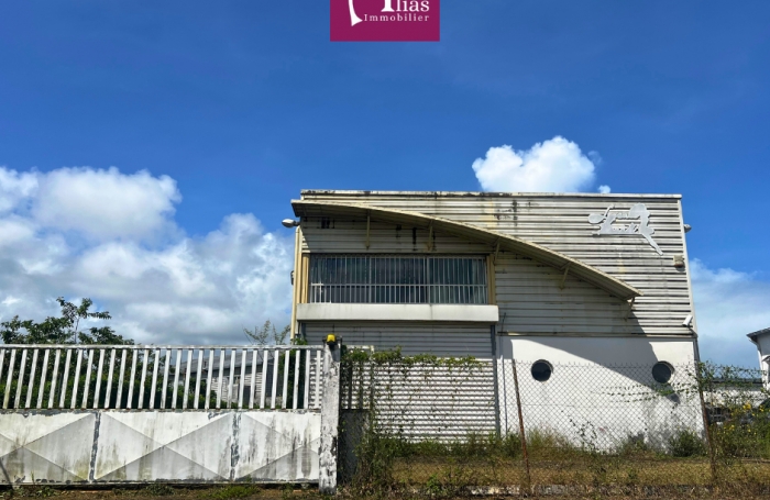 &Agrave; louer - Local commercial 600m2 - Nolivier - Sainte-Rose
