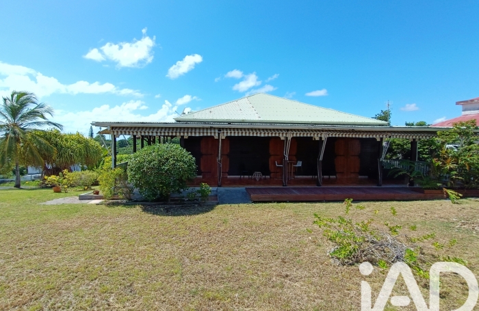 Vente Divers 161m&sup2; 6 pi&#232;ces Saint François