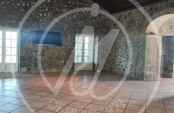 Location Maison 180m&sup2; 5 pi&#232;ces Vieux Fort