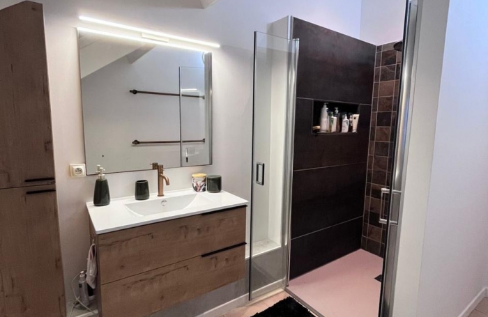 BEL APPARTEMENT T3 MEUBLE VUE MER + PISCINE