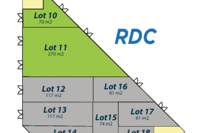 LOCAL COMMERCIAL LOT 6 IMM LE TRIANGLE