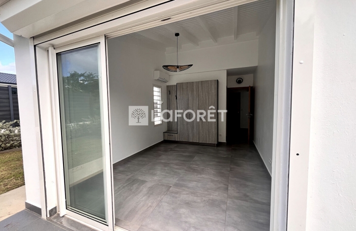 Location Maison 102.11m² 4 pièces Baie Mahault