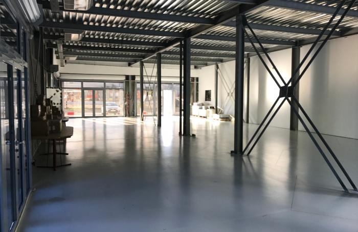 Location Local commercial 640m² Baie Mahault