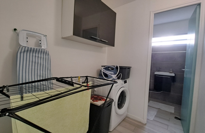 À louer : Charmant Duplex meublé  Centre-ville de Basse-Terre