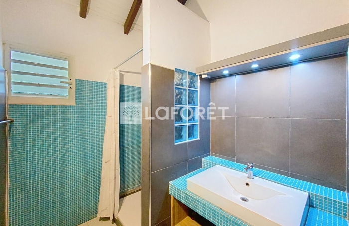 Vente Maison 112.96m&sup2; 5 pi&egrave;ces Lamentin