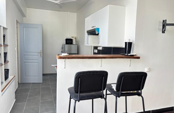 Vente Appartement 27.42m&sup2; 2 pi&#232;ces Basse-Terre