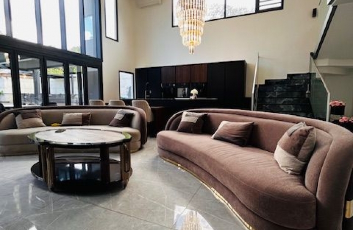 Location Maison 192.91m&sup2; 7 pi&#232;ces Baie Mahault