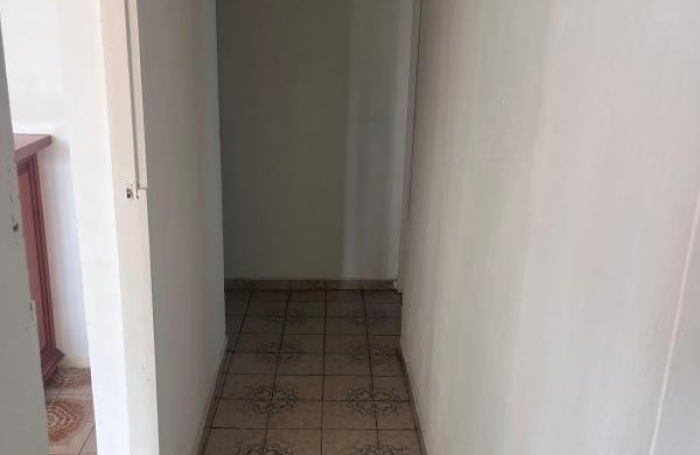 Vente Maison 100m&sup2; 5 pi&#232;ces Baie Mahault