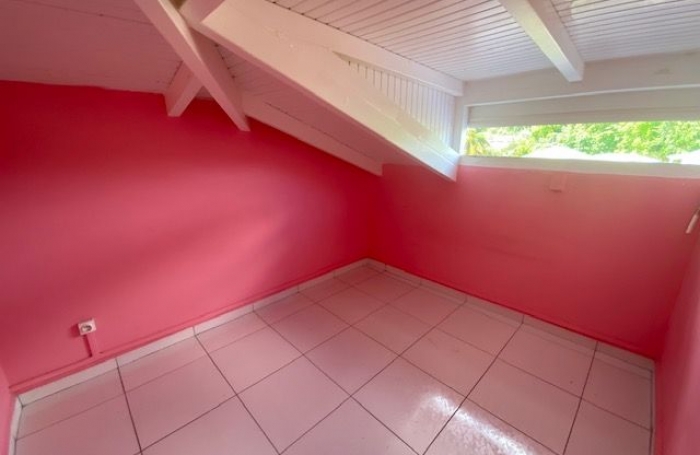 Location Appartement 40m&sup2; 2 pi&#232;ces Les Abymes