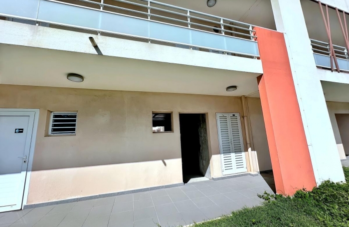 Location Local commercial 31m&sup2; Le Moule