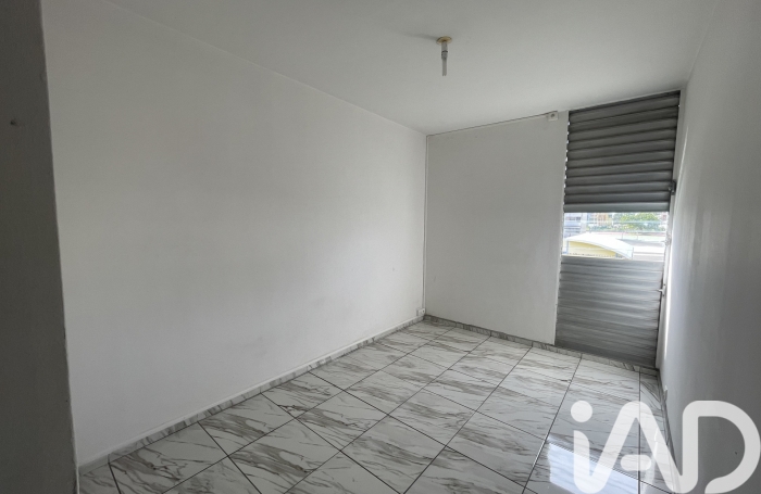 Vente Appartement 60m&sup2; 4 pi&#232;ces Les Abymes