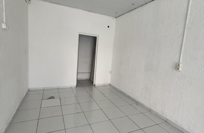 Local commercial  de 26.68 m2 au cœur de Pointe-à-Pitre