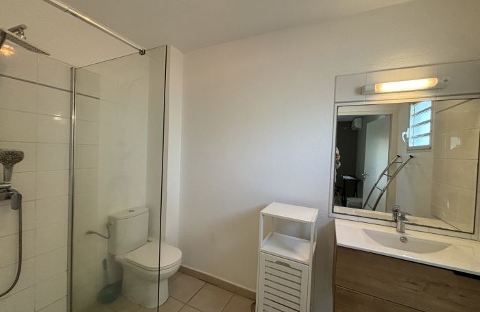 Studio climatisé en résidence sécurisée avec votre agence Longfort Immobilier