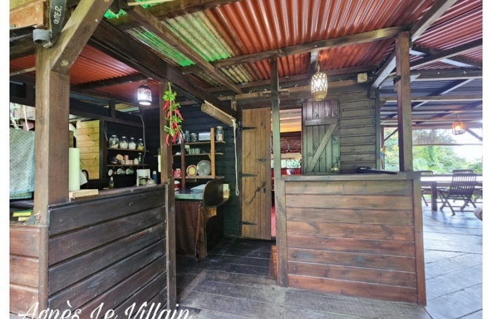 Vente Maison 76m&sup2; 4 pi&#232;ces Bouillante