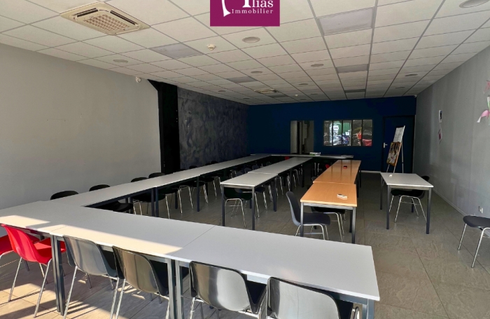 Location Local commercial 97170