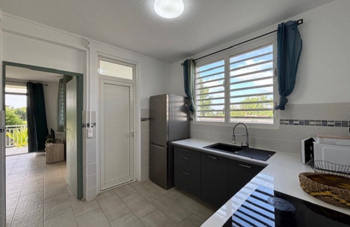 Maison individuelle trois pi&egrave;ces - LONGFORT IMMOBILIER