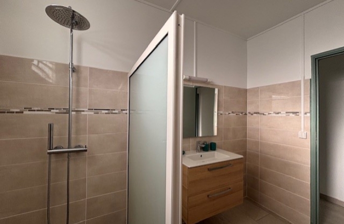 Maison individuelle trois pi&egrave;ces - LONGFORT IMMOBILIER