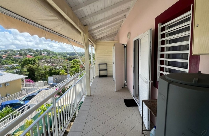 A VENDRE! Bel Appartement T3 dans une r&eacute;sidence S&eacute;curis&eacute;e au Gosier