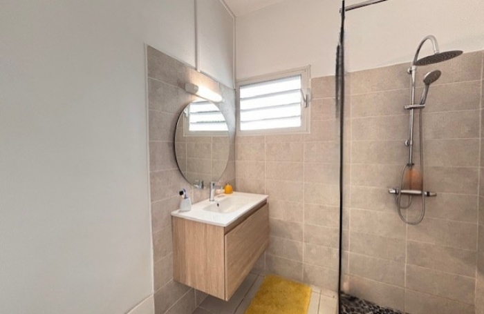 Maison individuelle quatre pi&egrave;ces - Longfort Immobilier