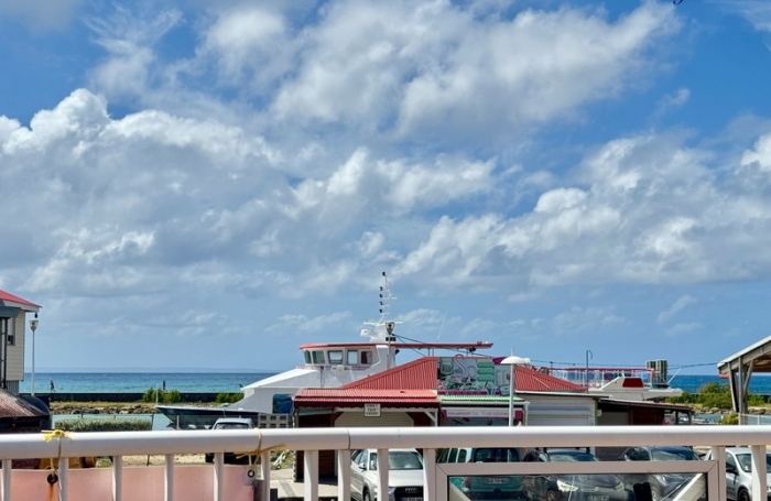 Vente Local commercial 50m&sup2; 3 pièces Saint Fran&ccedil;ois