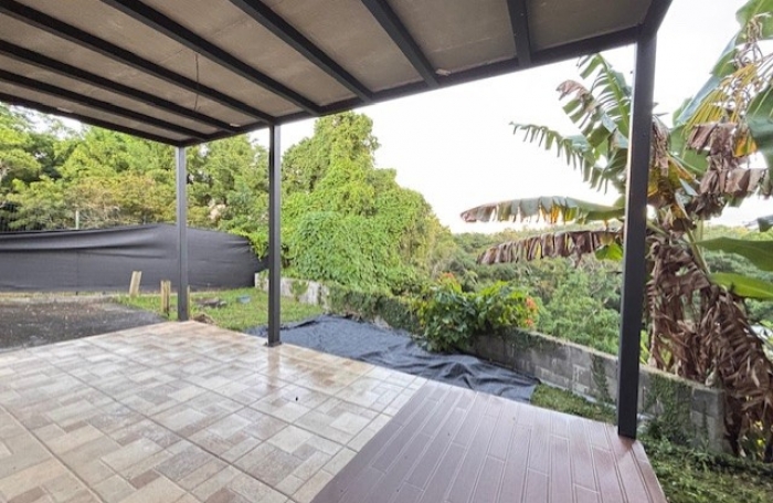 Deux pi&egrave;ces aux Abymes avec votre agence Longfort Immobilier