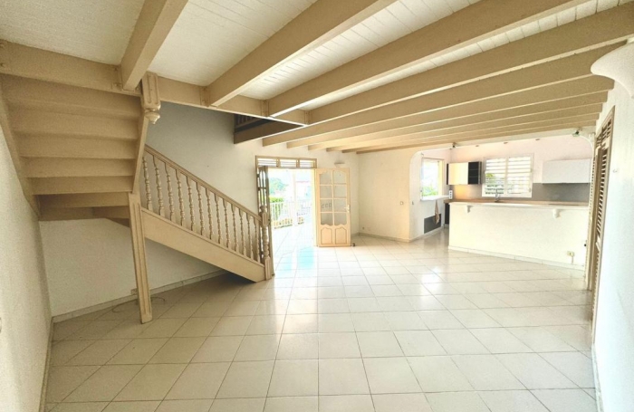 Location Maison 157m&sup2; 3 pièces Baie Mahault