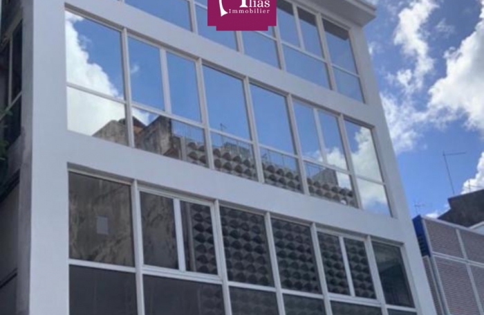 &Agrave; louer   Bureau Avocat 10 m2   Rue Fr&eacute;bault, Pointe-&agrave;-Pitre