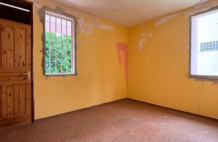 Vente Immeuble 169m&sup2; 6 pièces Basse-Terre