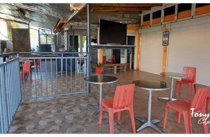 Vente Local commercial 208m&sup2; 7 pièces Vieux Habitants