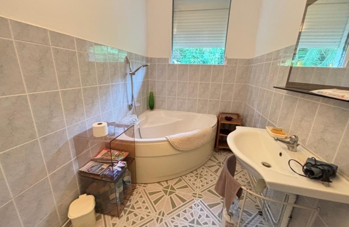 Vente Maison 168.78m&sup2; 4 pièces Saint Claude