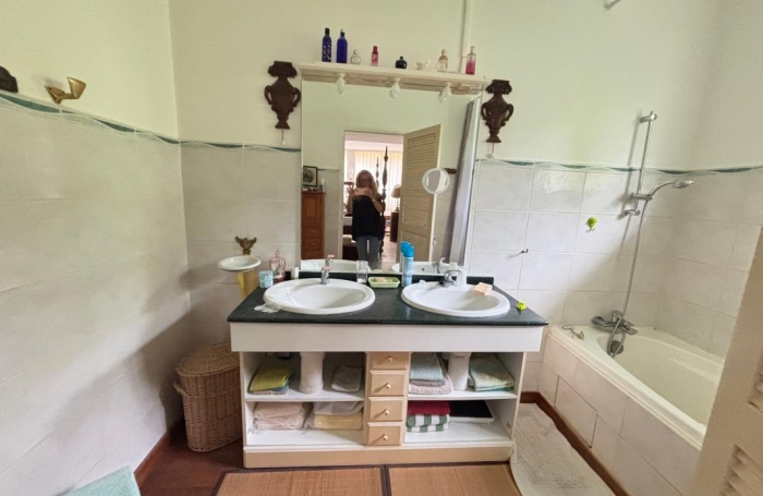 Vente Maison 168.78m&sup2; 4 pièces Saint Claude