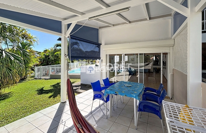 Vente Maison 340m&sup2; 13 pi&egrave;ces Anse-Bertrand