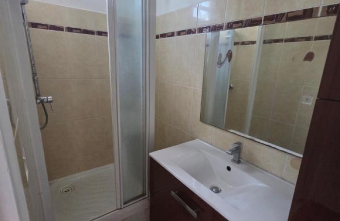 Vente Appartement 49m&sup2; 2 pièces Les Abymes