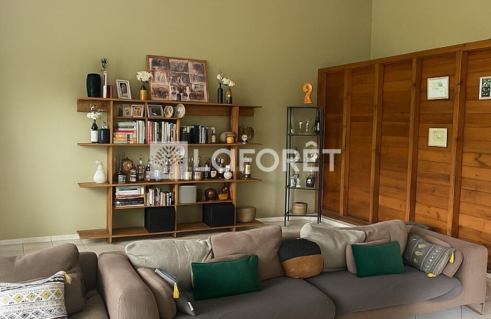 Vente Maison 190m&sup2; 7 pi&egrave;ces Gosier