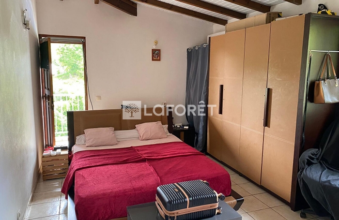 Vente Maison 190m&sup2; 7 pi&egrave;ces Gosier