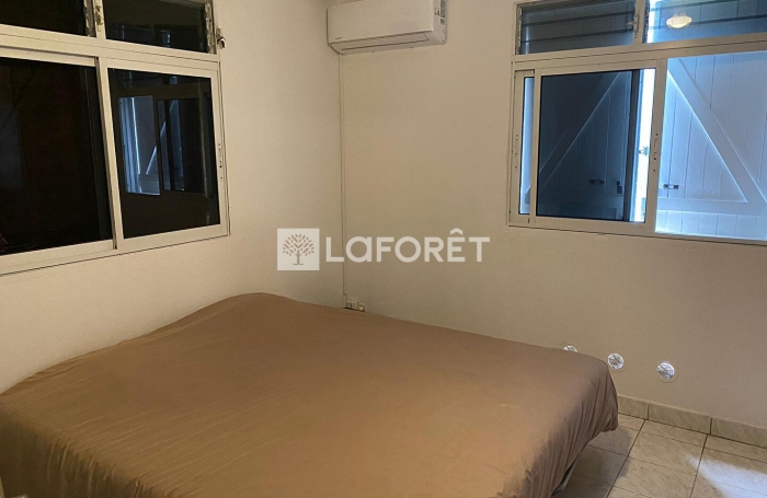 Vente Maison 190m&sup2; 7 pi&egrave;ces Gosier