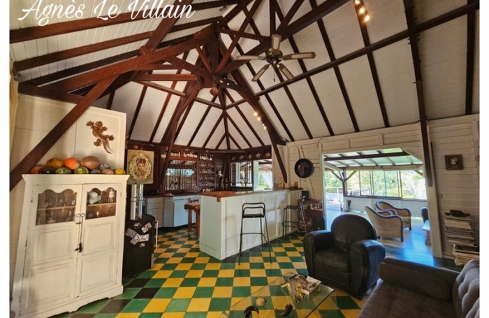 Vente Maison 241m&sup2; 12 pièces Deshaies