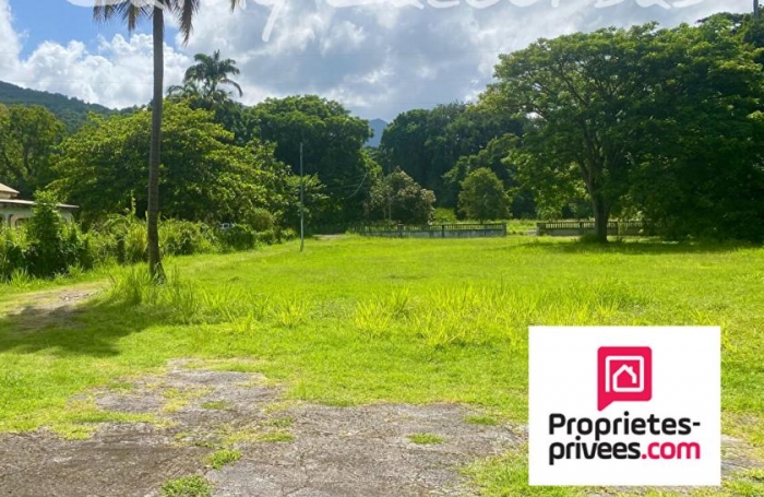 Vente Maison 100m&sup2; 4 pièces Pointe-Noire