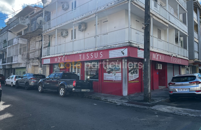 Vente Local commercial 