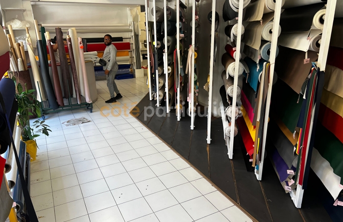 Vente Local commercial 96.39m&sup2; 2 pi&egrave;ces Pointe-&agrave;-Pitre