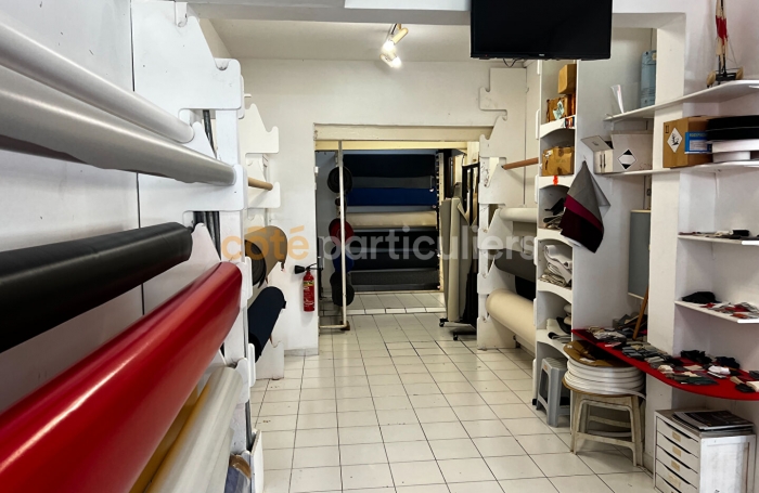 Vente Local commercial 96.39m&sup2; 2 pi&egrave;ces Pointe-&agrave;-Pitre